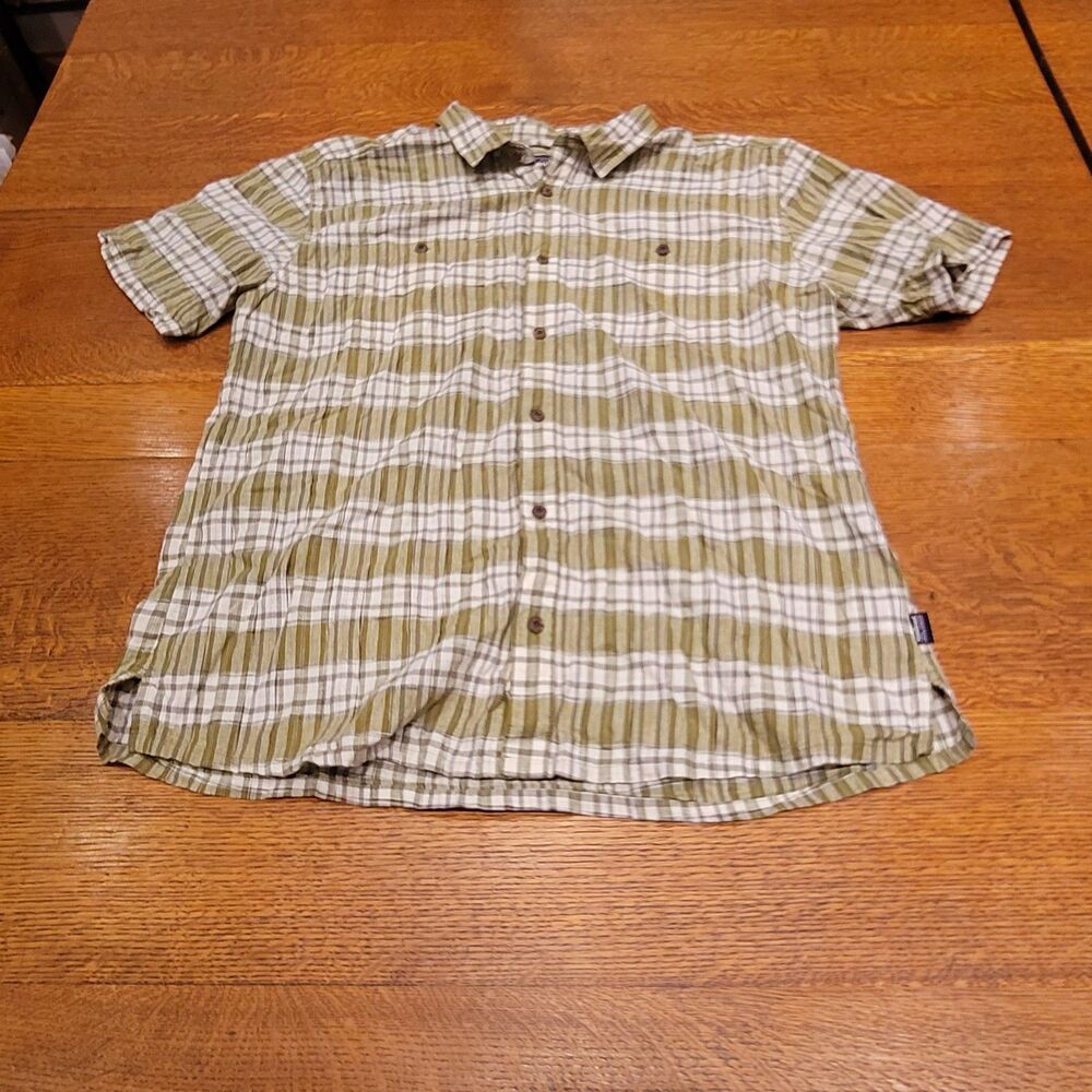 Patagonia Hemp Cotton Blend Striped Short-Sleeve Shirt Excellent Condition